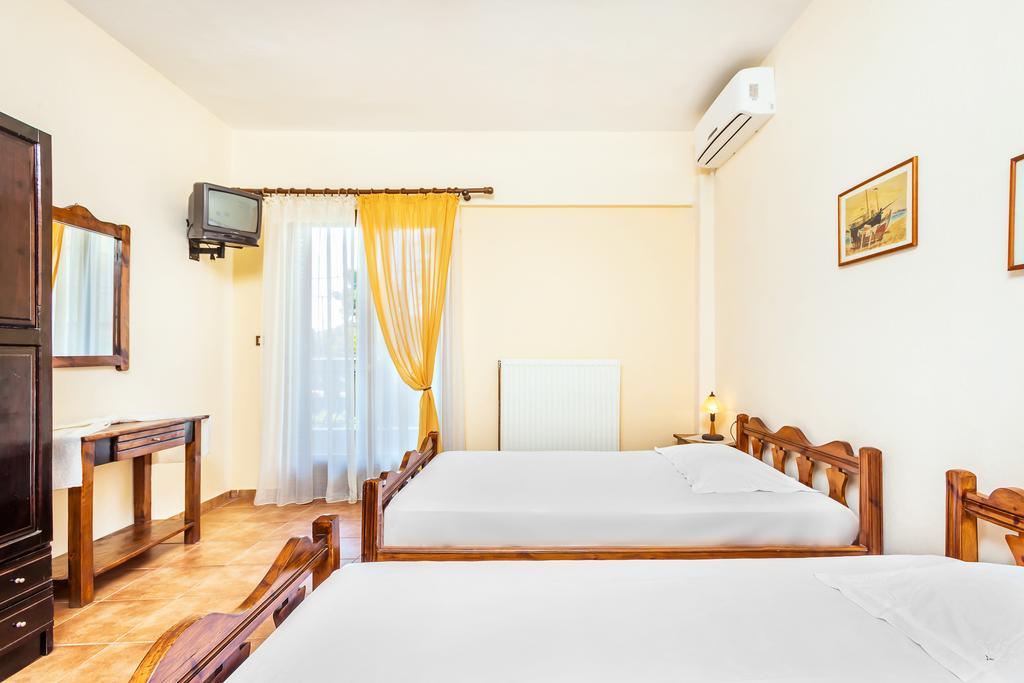 Xenios Loutra Village Karnagio Exterior photo